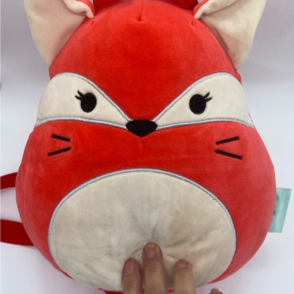 Fifi the Fox squishmallow backpack - Picture 2 of 3